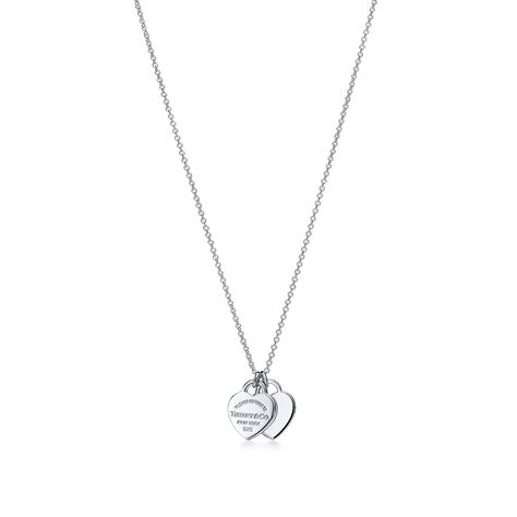 Return to Tiffany® Double Heart Tag Pendant in Silver, Mini | Tiffany & Co. US Colar Tiffany E Co, Tiffany Key Ring, Return To Tiffany Necklace, Diamond Drop Necklace, Tiffany And Co Jewelry, Tiffany And Co Necklace, Return To Tiffany, Tiffany Necklace, Double Heart Necklace