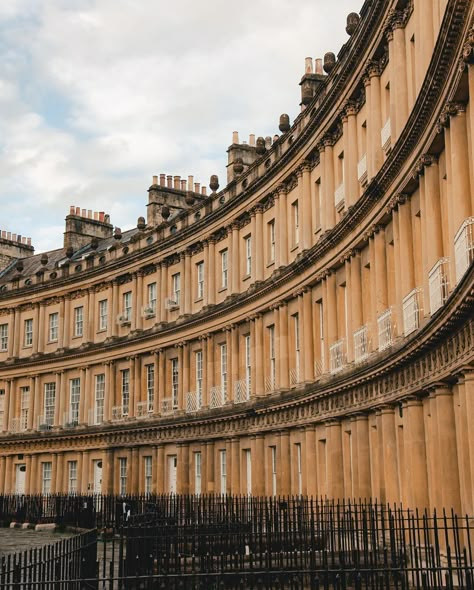 Bath Somerset Aesthetic, Bath England Aesthetic, Bath London, Georgia Style, Royal Crescent, Bath Aesthetic, England Aesthetic, Bath Somerset, Bath Uk