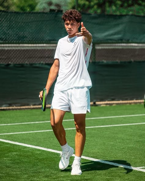 Ben Shelton 😍😍😍😍 Ben Shelton Wallpaper, Ben Shelton Tennis, Tennis Outfit Women Athletic Wear, Ben Shelton, Tennis Wallpaper, Outfit Tennis, Tennis Aesthetic, Tennis Outfit Women, Tennis Life