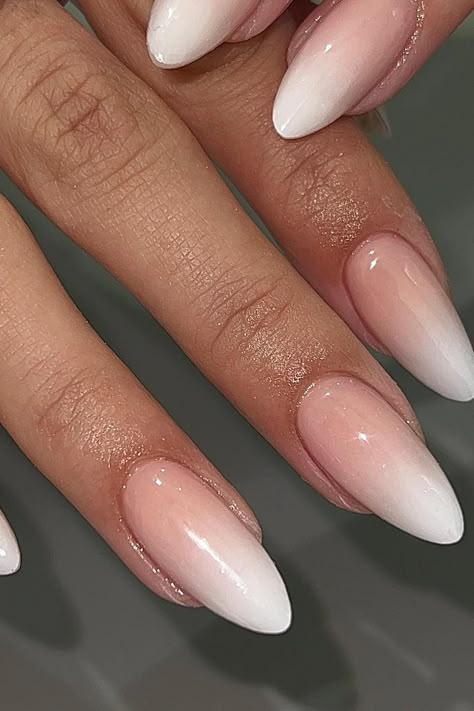 Ambre Nails, Nude Baddie Nails, Bridesmaid Nails, Almond Nails Pink, Faded Nails, Bridesmaids Nails, Airbrush Nails, Latest Nail Trends, Pink Ombre Nails