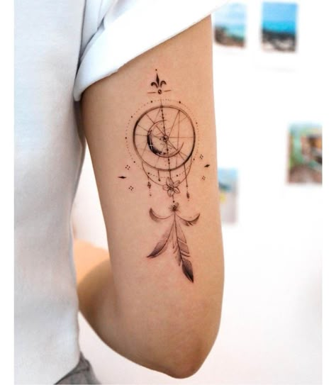 Compass Dreamcatcher Tattoo, Compass Dreamcatcher, Dreamcatcher Tattoo Meaning, Dream Catcher Tattoo Design, Back Of Arm Tattoo, Native American Tattoos, Dream Catcher Tattoo, 4 Tattoo, Arm Tattoos For Women