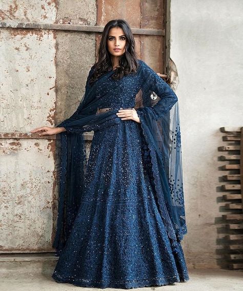 Lehenga Choli Designs, Designer Bridal Lehenga, Indian Bridal Lehenga, Salwar Designs, Indian Gowns Dresses, Indian Bridal Dress, Indian Lehenga, Party Wear Lehenga, Indian Gowns