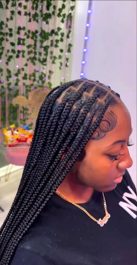 Single Braids Medium Size, Medium Knotless Mid Back, Bussdown Knotless Braids, Shmedium Knotless Braids Long, Baddie Knotless Braids, Regular Knotless Braids, Box Braids With Knots, Medium Long Knotless, Medium Large Knotless Braids