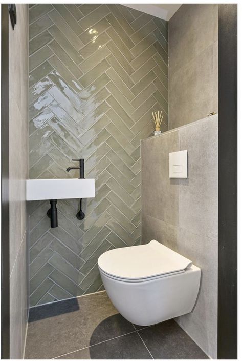 Master En Suite Bathroom, Small Wc Design, Small Guest Toilet, Guest Toilet Ideas, Small Ensuit, En Suite Bathroom Ideas, Ensuit Bathroom, Small Ensuite Ideas, Small Ensuite Bathroom Ideas