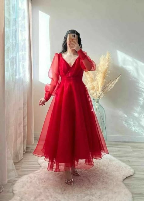 Red Net Dress, Freshers Party Outfit, Dresses Long Frocks, Dress Design Western, Frocks For Women Party, Long Frocks For Women, Chiffon Frock, Frock Ideas, Frocks For Women