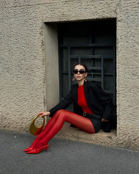 trendy red 💄 | Instagram Red Pantyhose, Tights For Women, Red Tights, Trendy Christmas Outfits, Red Stockings, Cooler Look, Looks Street Style, Valentine's Day Outfit, Tights Outfit