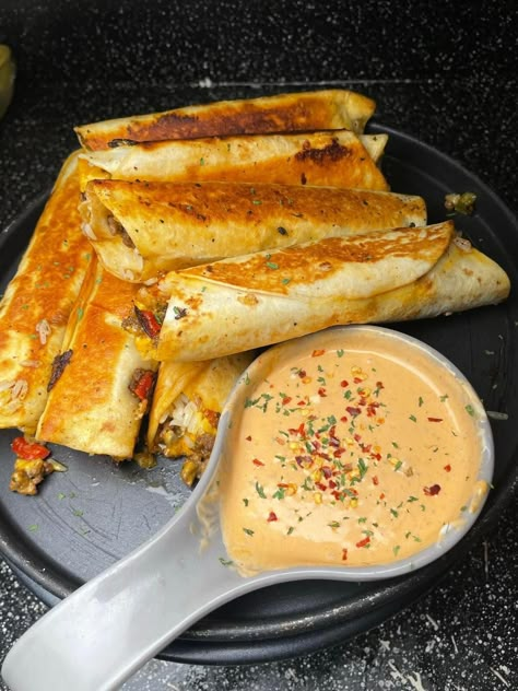 Cheesy Beefy Roll-Ups Beefy Cheesy Roll Ups, Cheesy Taco Roll Ups, Taco Roll Ups Tortilla Ground Beef, Cheesy Beefy Rollups, Ground Beef Blackstone, Hamburger Roll Ups Ground Beef, Cheesy Beef Roll Ups, Ground Beef Roll Ups, Dinner Binder