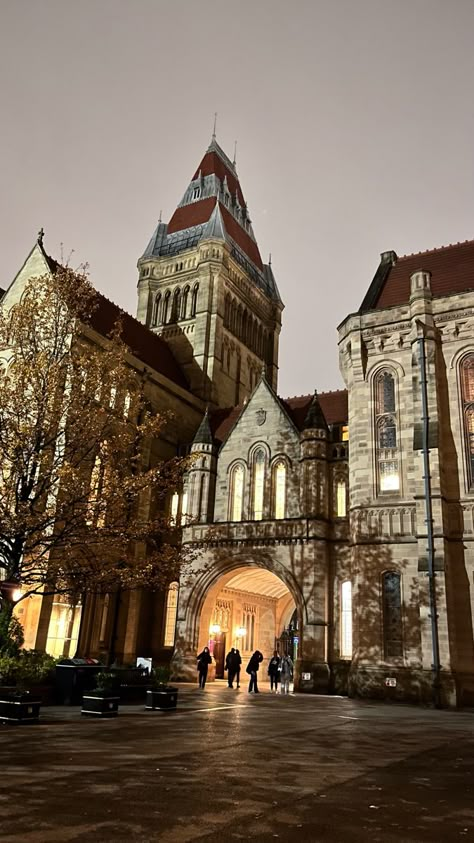 University Of Manchester Campus, University Of York England Aesthetic, Manchester England Aesthetic, Manchester University Aesthetic, University Of Manchester Aesthetic, Uni Of Manchester, Two Story Library, College Campus Aesthetic, Manchester Aesthetic