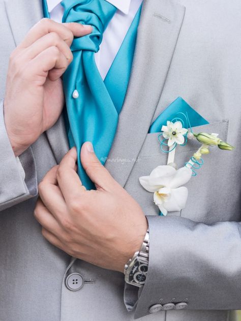 Couleurs de mariage tendance 2015                                                                                                                                                                                 Plus Blue Tux Wedding, Groom Tux, Light Grey Suits, Wedding Gifts For Men, Victoria Wedding, Turquoise Wedding, 2015 Trends, Bleu Turquoise, Aqua Turquoise