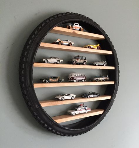 Matchbox Cars Display, Toy Car Display, Hot Wheels Storage, Hot Wheels Display, Car Display, Wood Projects Plans, Toy Shelves, Hot Wheels Toys, Display Wall