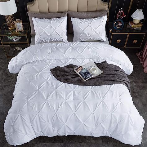 Andency White Pinch Pleat Comforter Full(79x90Inch), 3 Pieces(1 Pintuck Comforter and 2 Pillowcases) Down Alternative Microfiber Comforter Bedding Set Home Aestethic, White Twin Comforter, White Comforter Set, Western Bed, Modern Bedding Set, Pintuck Bedding, Pintuck Comforter, Full Size Comforter Sets, Comforters Sets