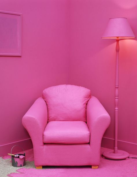 10 Paint Color Mistakes We're All Guilty Of  - ELLEDecor.com Choosing Paint Colours, Tout Rose, Pink Furniture, 귀여운 음식 그림, Glitter Rosa, I Believe In Pink, Pink Life, Pink Chair, Princess Bubblegum