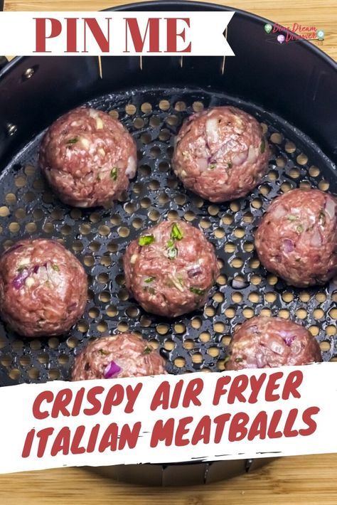 CRISPY AIR FRYER ITALIAN MEATBALLS - These Air Fryer Meatballs cook in about 10 minutes and are low fat and crispy as you remember Grandma's pan fried meatballs! Air Fryer Meatballs, Air Fryer Recipes Chicken Tenders, Air Fryer Recipes Healthy Low Carb, Meatballs In Tomato Sauce, Fried Meatballs, Air Fryer Recipes Snacks, Air Fryer Food, Air Fryer Ideas, Cooks Air Fryer