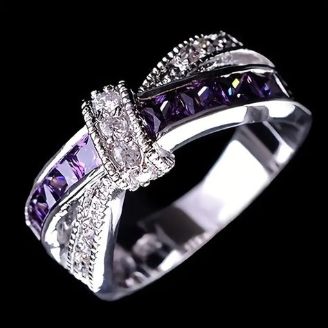 Amethyst & Cz Infinity Twist Ring, Silver Tone. Simply A Beautiful, Classic & Stunning Ring. A Comfortable Design And Fit. R-1050 Bundle & Save Black Widow Jewelry, Raw Ruby, Great Hairstyles, Jewelry Model, Cool Jewelry, Men's Jewelry Rings, Pretty Style, Pretty Rings, Purple Crystals