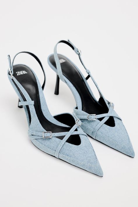 March Zara Favorites - Ria Michelle Denim Heels, Zara Heels, Shoes Heels Classy, Heels Outfits, Heels Classy, Zara New, Slingback Shoes, Denim Shoes, Slingbacks