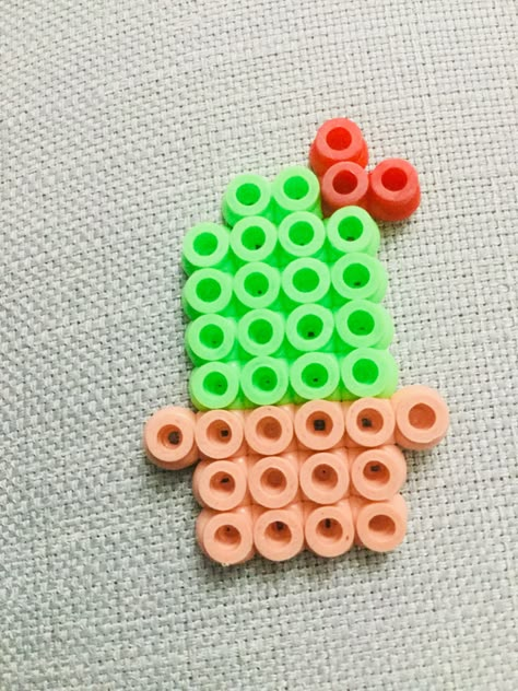 Pyssla Ideas Cute Easy, Perler Bead Patterns Small Easy Cute Animals, Perler Easy, Pearler Bead Patterns Easy Cute, Small Perler Bead Patterns Minis, Pyssla Ideas Cute, Pyssla Ideas Easy, Pyssla Ideas Aesthetic, Perler Beads Ideas Easy Cute