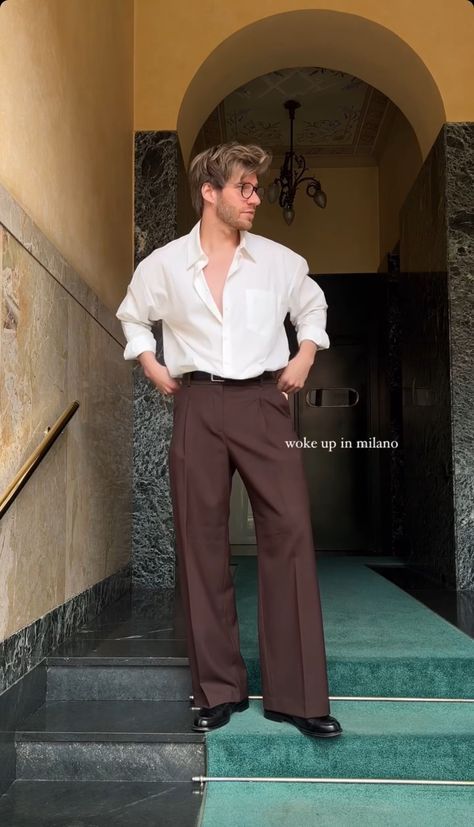 Mens T Shirt Outfit, Old Money Look Men, Men Classy Outfits, Classy Men Outfits, White Shirt Outfit For Men, Graduation Outfit Ideas Men, Men Graduation Outfit, Brown Pants Outfit, Chique Outfit