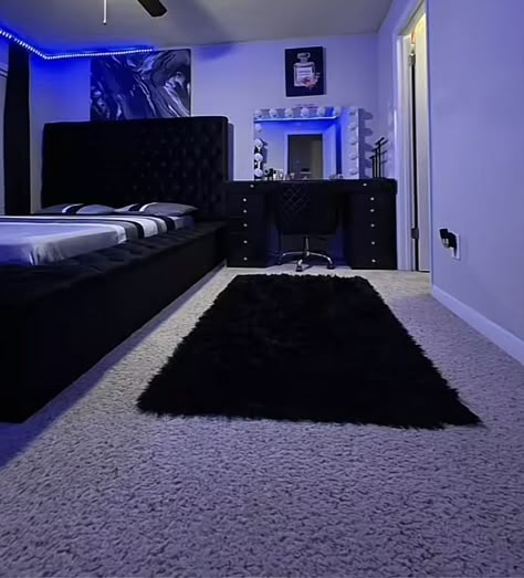 Aesthetic Room Inspo For Guys, Black Teenage Room Ideas, Closet Streaming Setup, Modern Room Ideas Bedroom Black, Black And Silver Bedroom Ideas Decor, Black And White Bedroom Ideas For Couples, Black N White Room Ideas, Girls Black Bedroom Ideas, Black And Bedroom Ideas