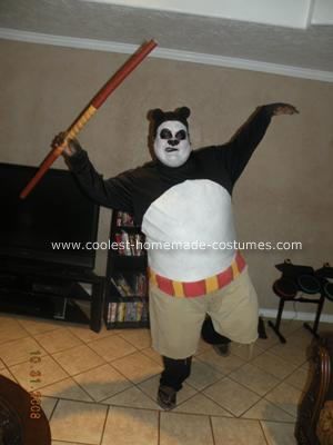 Homemade Kung Fu Panda Costume: The Homemade Kung Fu Panda Costume was created by me for my husband. Because he is a big guy he was never able to wear anything other than a plus size Animated Character Costumes, Panda Costume Diy, Kung Fu Panda Costume, Halloween Hologram, Panda Bear Costume, Kung Fu Panda Party, Partner Costumes, Panda Costume, Panda Outfit