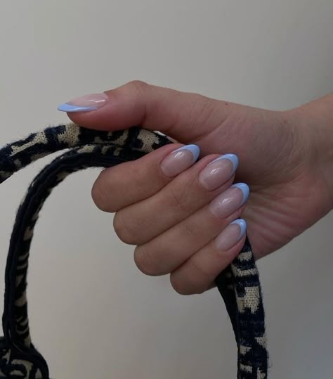 Round Nails French Tip Color, Winter Nails French Tip Blue, Coloured French Tips Almond, Come With Me To Get My Nails Done, French Lavender Nails, French Tips Colour, Periwinkle French Tip Nails, Short Round Summer Nails, Baby Blue Nails French Tip