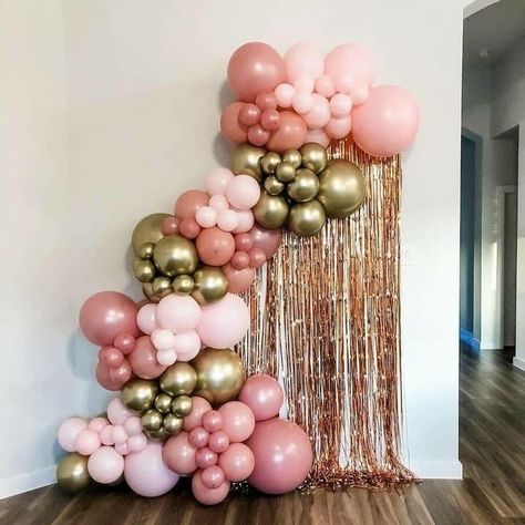 Peach Birthday Party Decorations, 18th Party, Balloons Galore, Birthday Room, Rose Gold Party Decor, Deco Ballon, Rose Gold Theme, Birthday Room Decorations, Peach And Gold