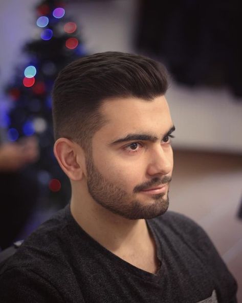 Mens Haircuts 2022, Latest Haircut For Men, Indian Hairstyles Men, Medium Fade Haircut, Best Mens Haircuts, Classic Mens Haircut, Men Fade Haircut Short, Haircuts 2022, Beard And Mustache Styles