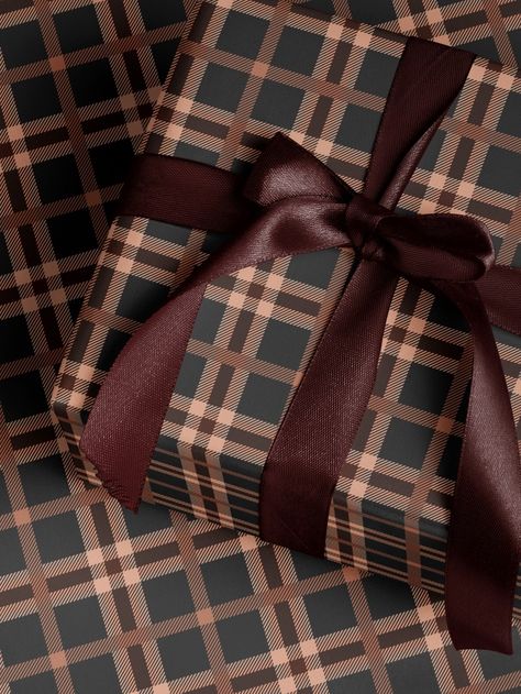 Elegant Plaid Wrapping Paper Holiday Gift Wrap Tartan Gift Wrap Luxury Christmas Gift Wrap Christmas Wrapping Paper Brown Gift Wrap - Etsy Team Christmas Gifts Work, Large Gift Wrapping Ideas, Brown Luxury Aesthetic, Brown Wrapping Paper Ideas, Christmas Gift Wrapping Ideas Elegant, Plaid Christmas Wrapping, Christmas Wrapping Ideas Creative, Plaid Gift Wrapping, Christmas Wrapping Ideas