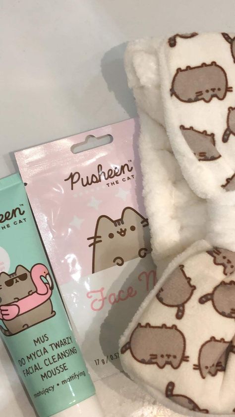 Pusheen Cat Aesthetic, Pusheen Makeup, Aesthetic Pusheen, Pusheen Aesthetic, Pusheen Merch, Pusheen Stuff, Heo Peppa, Pusheen Merchandise, Pusheen Birthday