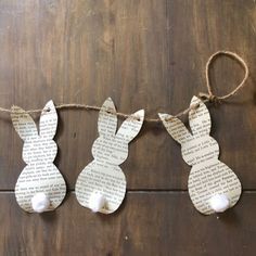 Easter Home Decorations, Påskeaktiviteter For Barn, Bunny Garland, Easter Decor Ideas, Budget Friendly Diy, Easter Pillows, Easy Easter Decorations, Unique Easter, Easter Egg Designs