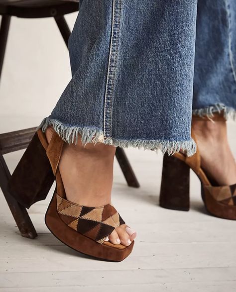 Boho Platform Sandals, Platform Heels Outfit, Upcoming Fashion Trends, Retro Heels, Curated Closet, Shoe Making, Twinkle Toes, Jeffrey Campbell Shoes, Tan Suede