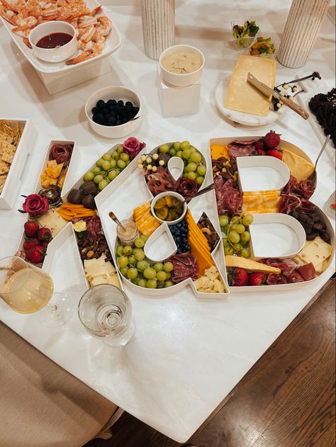 Bridal Shower Engagement Party, Engagement Party Appetizer Table, Fall Engagement Party Food Ideas, Burgundy Fall Bridal Shower Ideas, Dried Fruit Bridal Shower Theme, Charcuterie Engagement Party, Engagement Party Winery, Brunch Couples Shower Ideas, Cocktail Hr Wedding Food