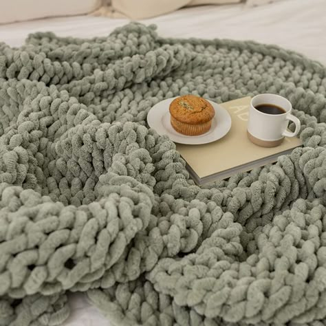 Thick Knitted Blanket, Knot Blanket, Throw Blanket For Bed, Christmas Crochet Blanket, Cable Knit Throw Blanket, Chunky Knit Blankets, Chunky Knit Throw Blanket, Green Throw Blanket, Cable Knit Throw