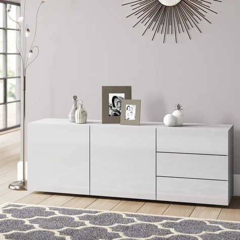 Dining Room Storage Wall, Dressing Table Area, Sideboard Decor Ideas, Modern White Sideboard, Sideboard Ideas, Sideboard Modern, Black Home Office, White Sideboard, Side Board