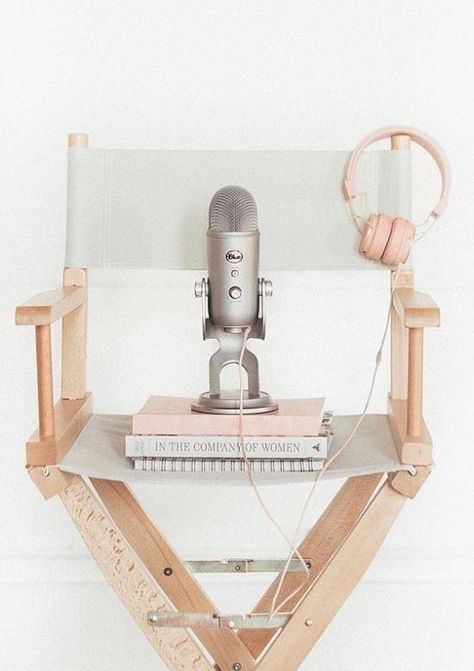 Podcast Photoshoot, Podcast Branding, Podcast Setup, Jenna Kutcher, Podcast Ideas, Podcast Tips, Start A Podcast, Podcast Studio, Goal Digger