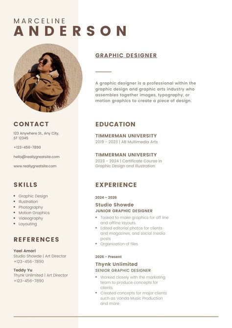 Resume Aesthetic, Aesthetic Cv, Beige Minimalist Aesthetic, Aesthetic Resume, Modern Chic Aesthetic, Business Card Graphic Design, Curriculum Vitae Design, Card Graphic Design, Imperial Design