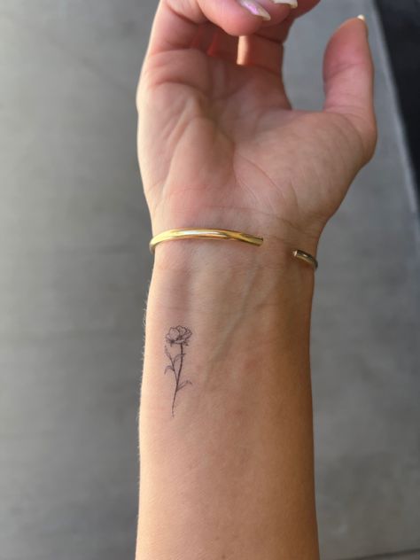 Cute Small Tattoos Placement, Tattoo Ideas Aesthetic Meaningful, Minimalist Tattoo Birth Flower, Flower Tattoo On Outside Of Wrist, Tattoo September Flower, Good Placement For Tattoos, Birth Flower Tattoos On Wrist, September And October Birth Flower Tattoo, Small Floral Wrist Tattoo