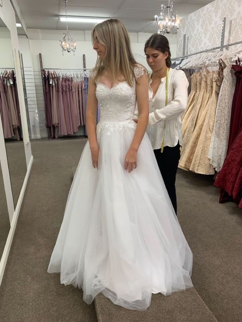 Deb Dresses Australia White, Debutante Ball Dresses, Deb Dresses Australia, Deb Dresses Debutante, Cotillion Dresses Debutante, Deb Ball Dresses, Deb Ball, Deb Dress, Cotillion Dresses