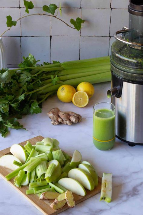 Celery Juice Recipe, Celery Juice Benefits, Green Juice Recipes, Celery Juice, Juice Recipe, Proper Nutrition, Healthy Juices, Green Juice, Green Smoothie