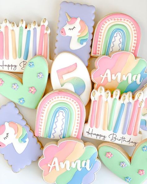 Girly Cookies, Rainbow Sugar Cookies, Cookies Theme, 5th Birthday Party Ideas, Hello Kitty Birthday Party, Unicorn Cookies, Rainbow Unicorn Birthday, Cute Birthday Ideas, Rainbow Cookies