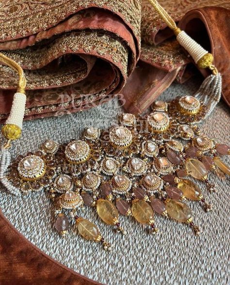 15 Amazing New Instagram Stores For Bridal Jewellery! Latest Gold Ring Designs, Dream Marriage, Wedding Jewelry Sets Bridal Jewellery, Oxidised Silver Jewelry, Antique Necklaces Design, Latest Jewellery Trends, Wholesale Earrings, Antique Necklaces, Jewellery Trends