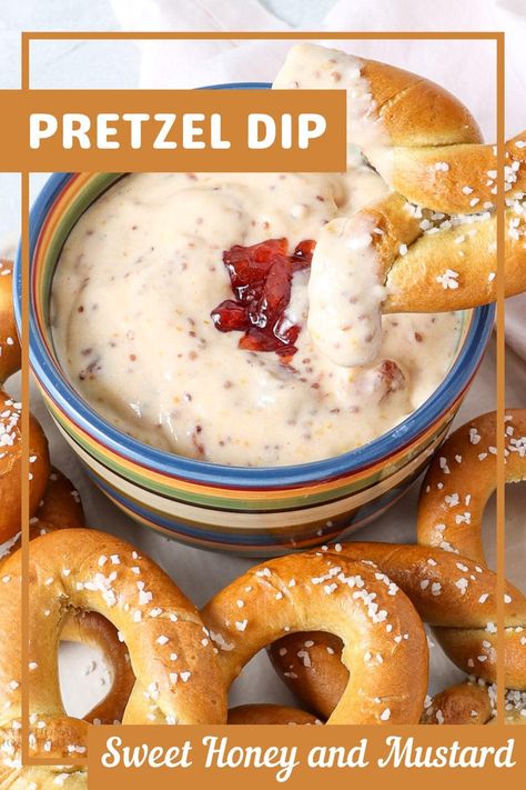 Sweet Pretzel Dip, Pretzel Appetizers, Pretzel Dip Recipes, Strawberry Pretzel, Pretzel Dip, Sweet Dips, Best Party Food, Fruit Preserves, Bread Snacks