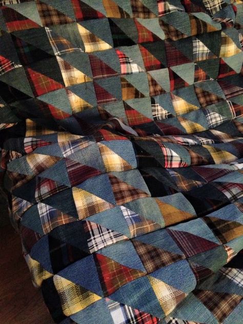 Jean Quilt Ideas, Flannel Quilt Patterns, Denim Quilt Patterns, Blue Jean Quilts, Jean Quilt, Creeper Minecraft, Flannel Quilts, Scrappy Quilt Patterns, Plaid Quilt