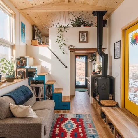 Tiny House Interior Design, Tiny House Loft, Tiny House Inspiration, Full Of, Tiny Home Ideas, Ready For, Tiny House Decor, Tiny House Interior, House Cabin