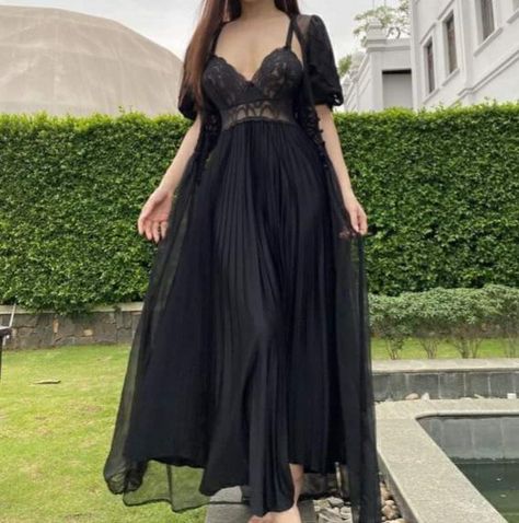 Princess Dress Aesthetic, Vamp Sabbath, Princess Nightgowns, Korean Princess, Long Nightgown, Night Gowns, Womens Trendy Dresses, Sleepwear Fashion, Sleep Wear