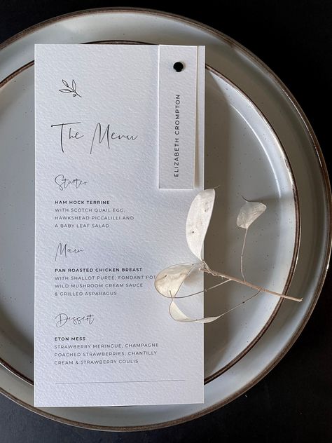 Menu Card Design, Wedding Dinner Menu, Modern Wedding Stationery, Wedding Name Cards, Paper Place, Wedding Name, Outdoor Wedding Decorations, Contemporary Wedding, Wedding Dinner