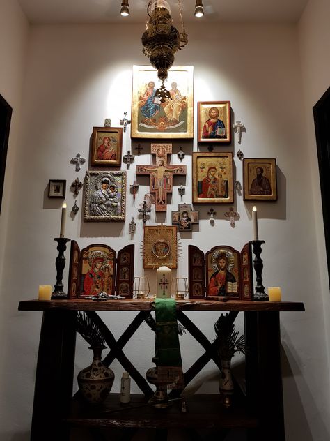 An altar at the Eastern wall of the home.  www.newarundel.weebly.com Iconostasis Home, Icon Corner, Catholic Altar Home, Home Alter, Catholic Home Altar, Family Altar, Home Altar Catholic, Catholic Altar, Altar Design