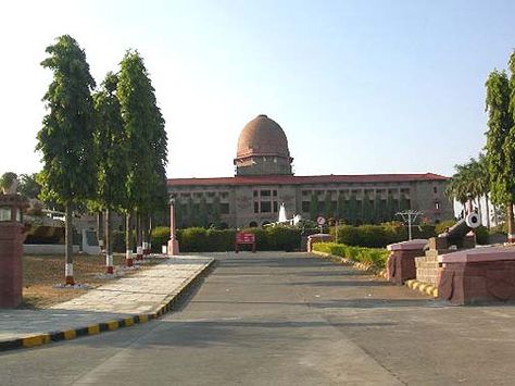 The National Defence Academy (NDA), at Khadakwasla Nda Pune, Indian Fighter Planes, Defence Quotes, Pune City, Nda Exam, College Wallpaper, National Defence Academy, Air Force Day, Indian Army Wallpapers