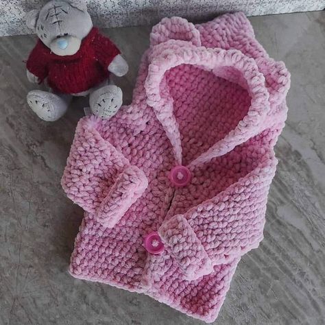 newest collection of 2023 designs of free crochet cardigans patterns for babies https://www.youtube.com/watch?v=-ZJ7vpmks9c Velvet Crochet Cardigan, Free Pattern Crochet, Velvet Yarn, Knitted Cardigans, Crochet Cardigans, Baby Hoodie, Baby Jacket, Crochet Cardigan Pattern, Baby Cardigan