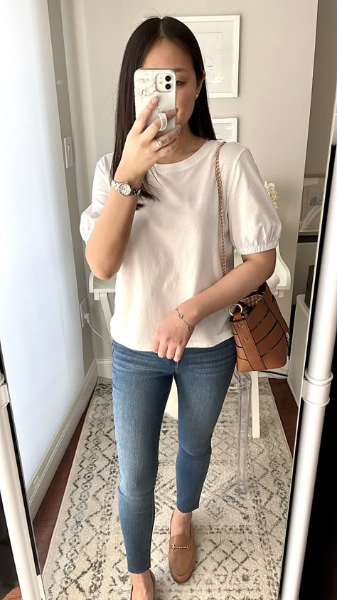 Jean T Shirt Outfit Women, Baggy Tops For Women, Puff Sleeve Shirt Outfit, Jean Tops For Women, White Puff Sleeve Top Outfit, Jeans And T Shirt Outfit Women, White Top And Jeans Outfit, Puff Sleeve Top Outfit, Grey T Shirt Outfit