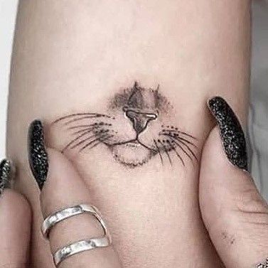 Cat Nose Tattoo Realistic, Cat Nose Print Tattoo, Cat Nose Tattoo, Tattoo For Cat That Passed, Cat Tribute Tattoo, Cat Face Tattoo, Cat Tattoos Ideas, Tattoo Ideas Cat, Small Cat Tattoo